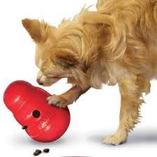 Brinquedo Dispenser para Ração ou Petisco Kong Wobbler Vermelho - Image 3